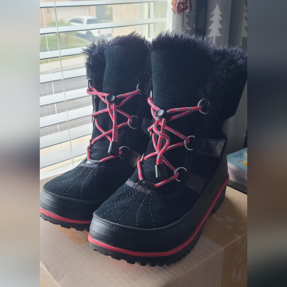 Womens snow boots